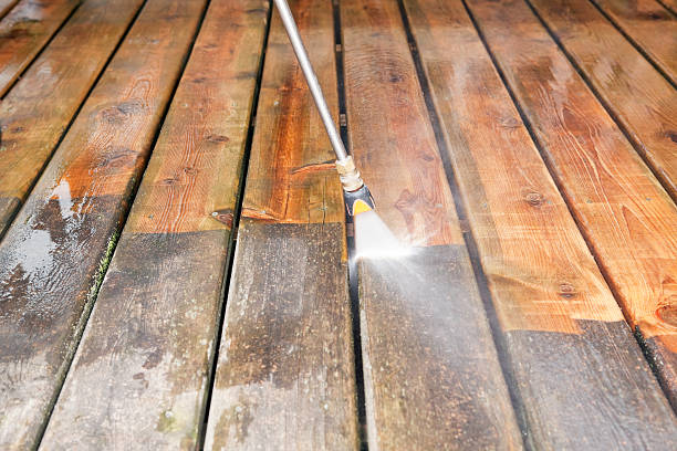 Why Choose Our Certified Pressure Washing Experts for Your Project Needs in Ringgold, LA?